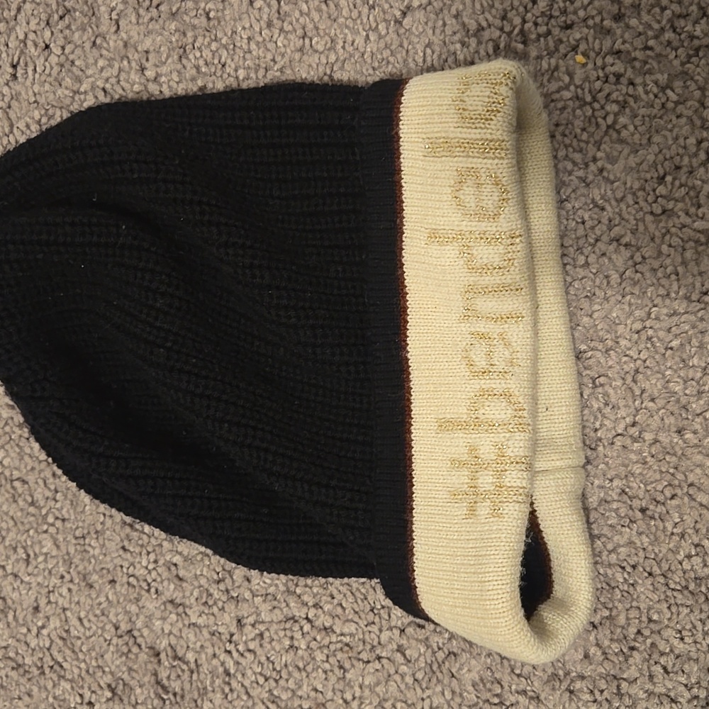 Henri bendel beenie